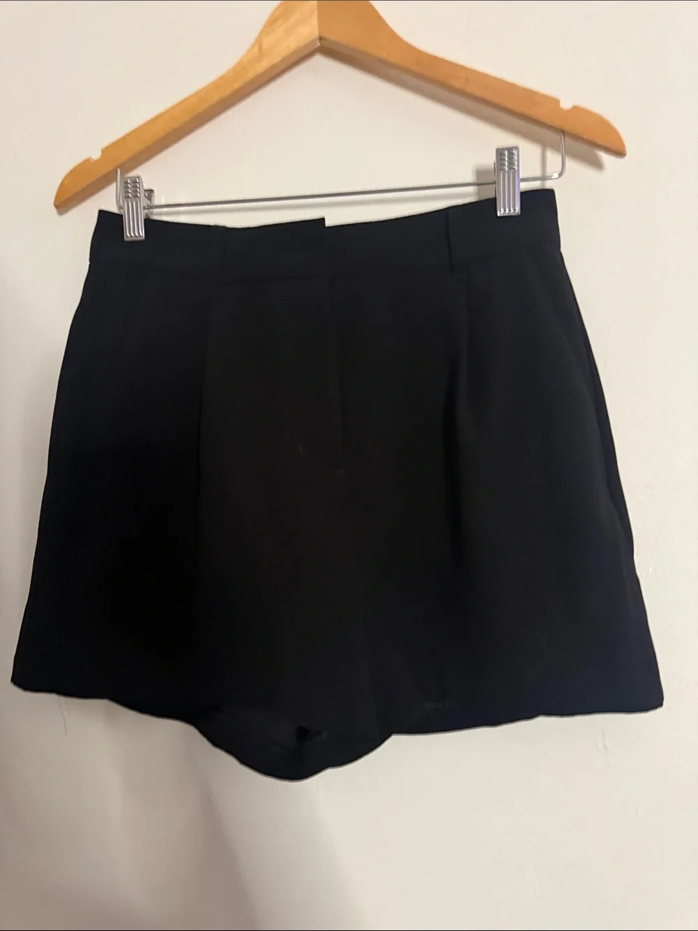Express Black Women's Structured Skort